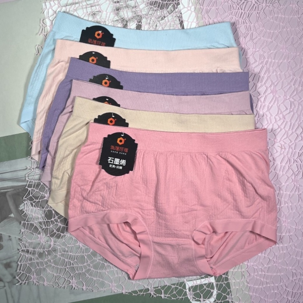 【HENIS】【六件組】石墨稀羅紋內褲(顏色隨機出貨)