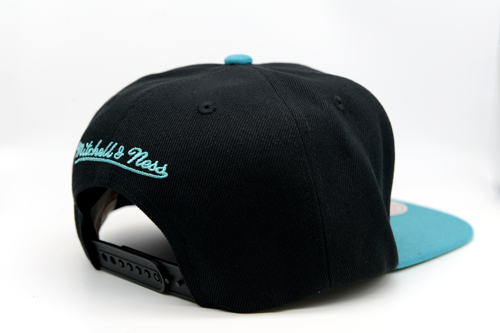 Mitchell & Ness 聖安東尼奧馬刺隊 Patch Overload HWC 可調式帽子