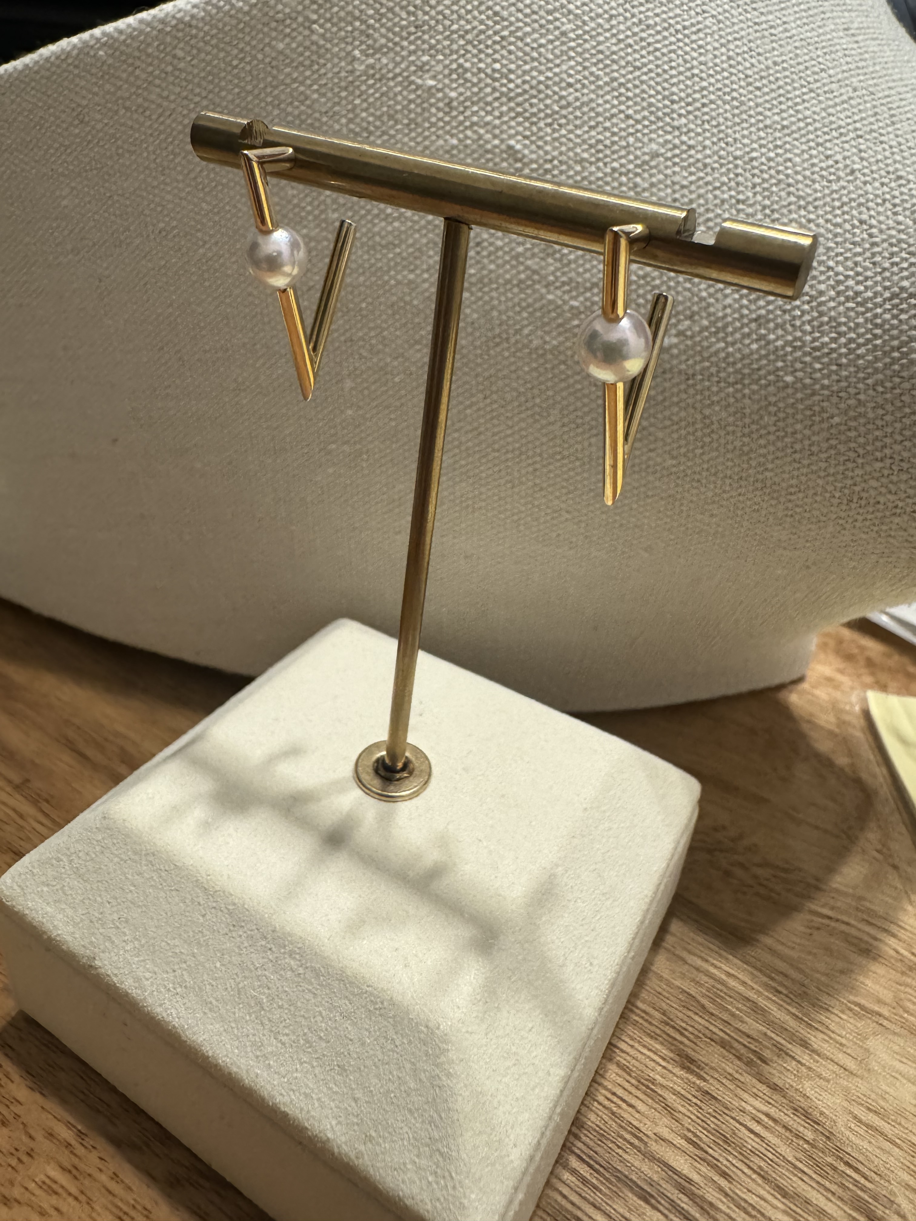 日本珍珠18K 倒三角耳環 6-6.5mm