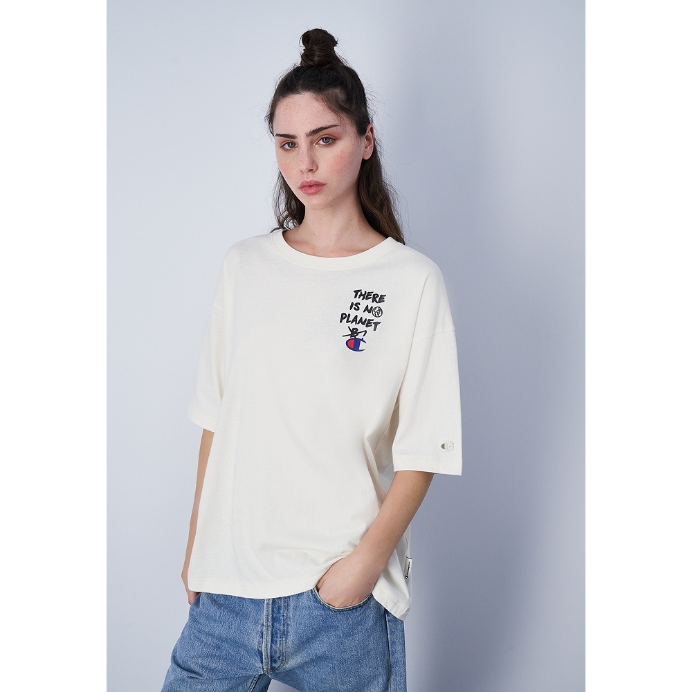 女款-ECO 愛地球系列  Planet 寬鬆 印花短TEE-淺米（117179-YS137）