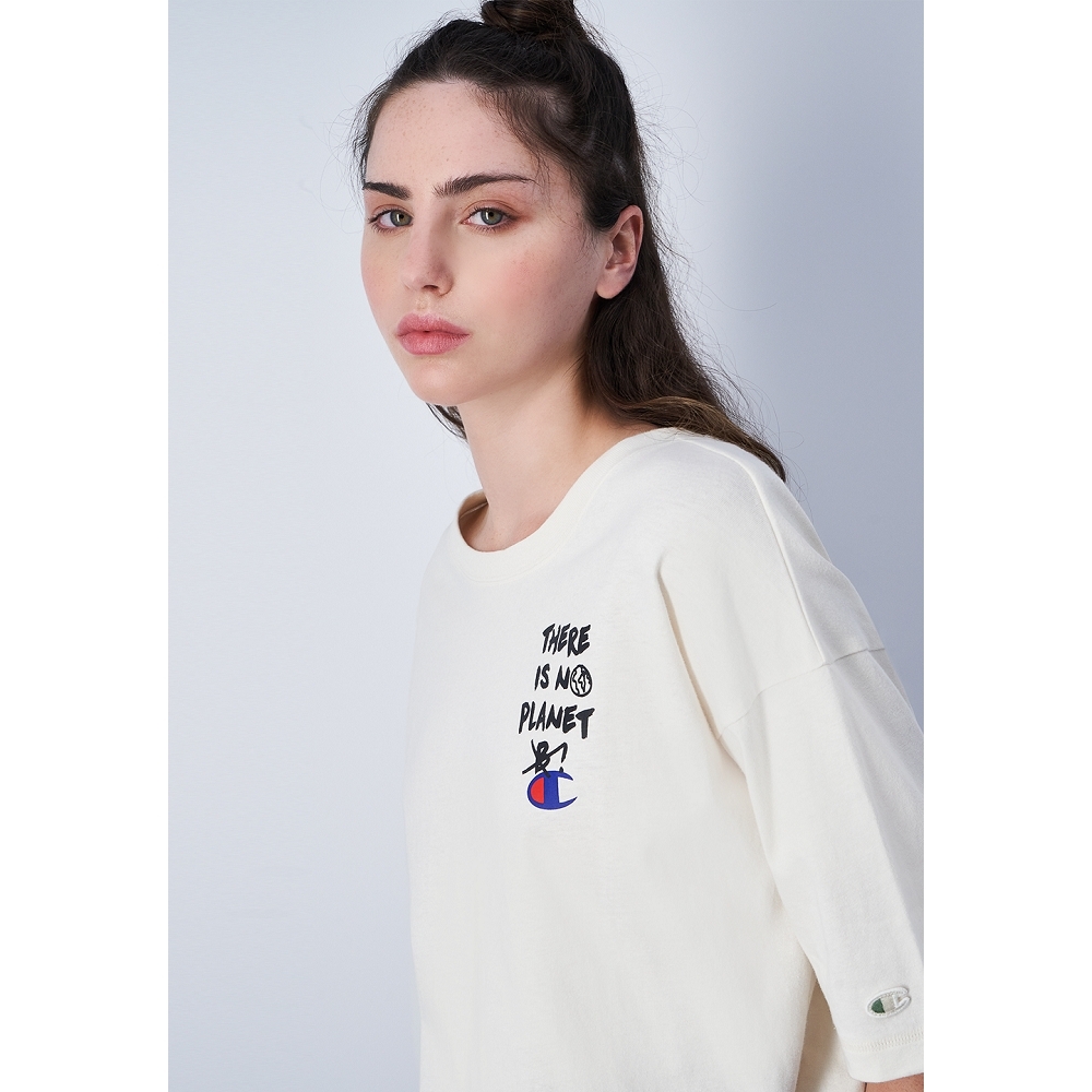 女款-ECO 愛地球系列  Planet 寬鬆 印花短TEE-淺米（117179-YS137）