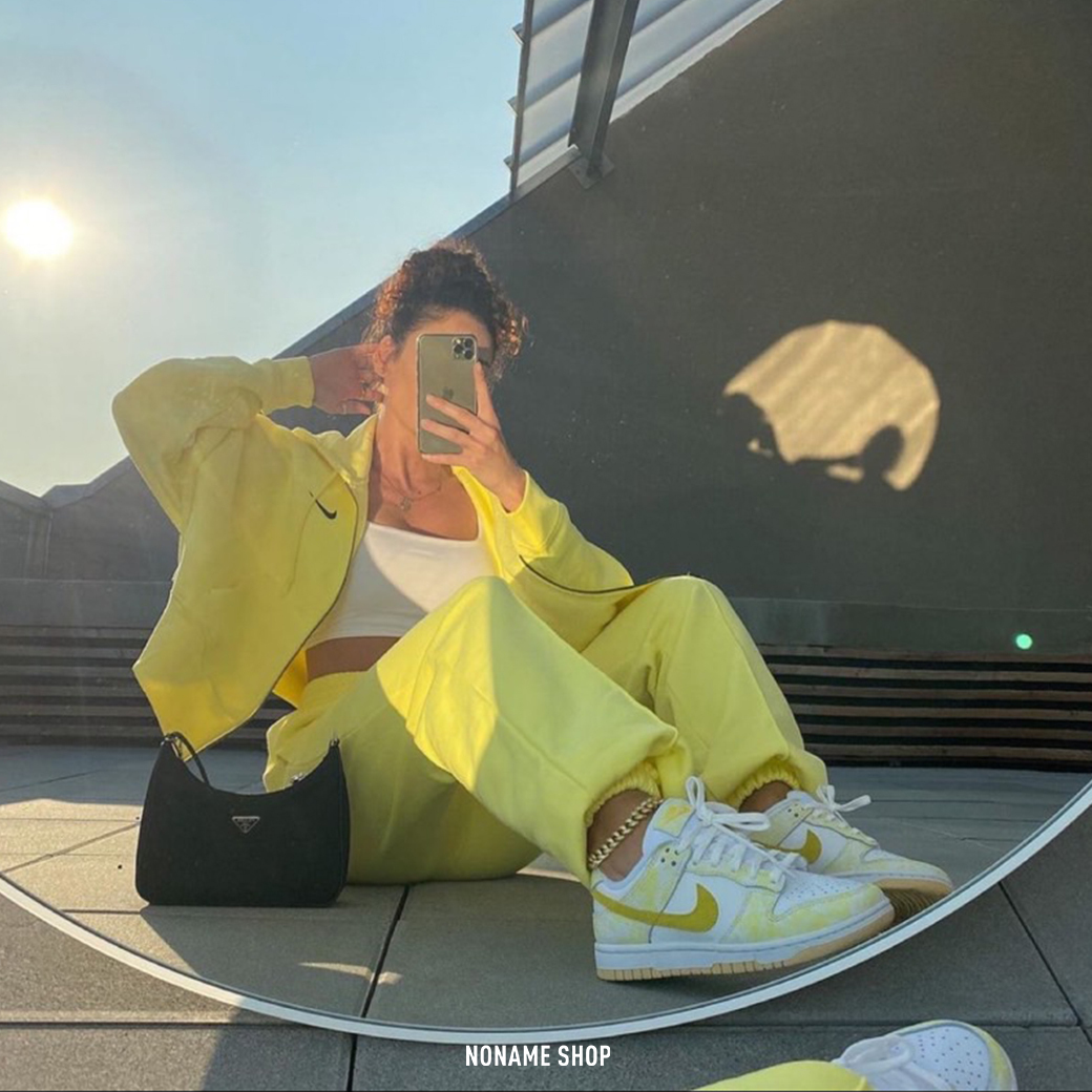 NIKE DUNK LOW '' YELLOW STRIKE '' 檸檬黃 (女款)
