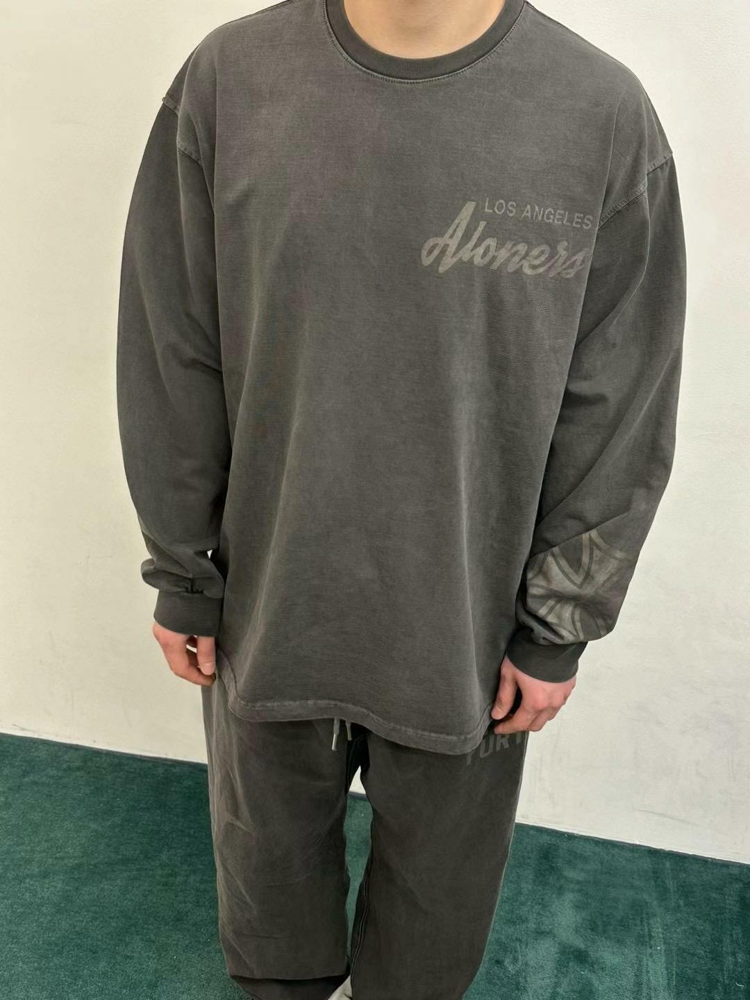 洗水英文字長袖衫 WELL DONE-044T