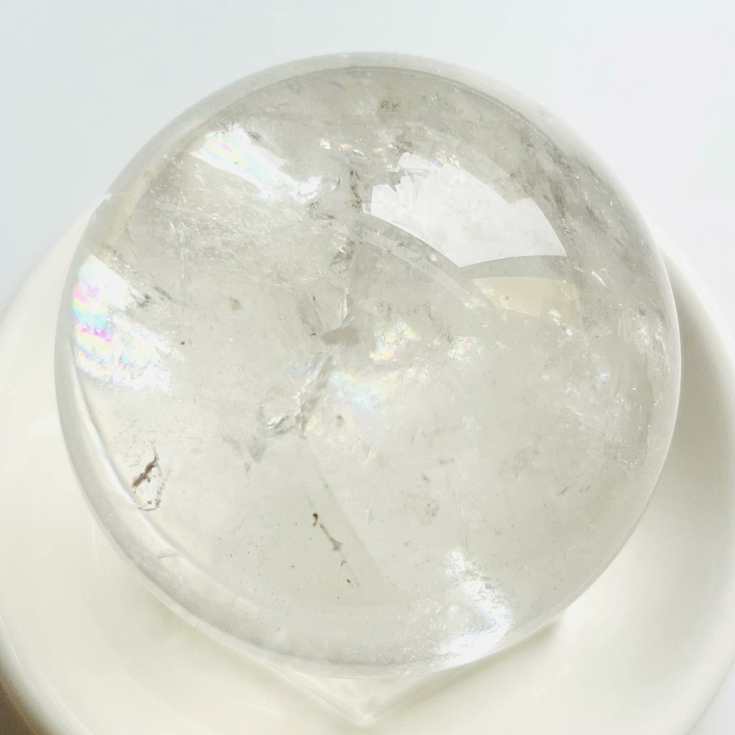[原石]  白水晶球 有彩虹🌈（附底座）