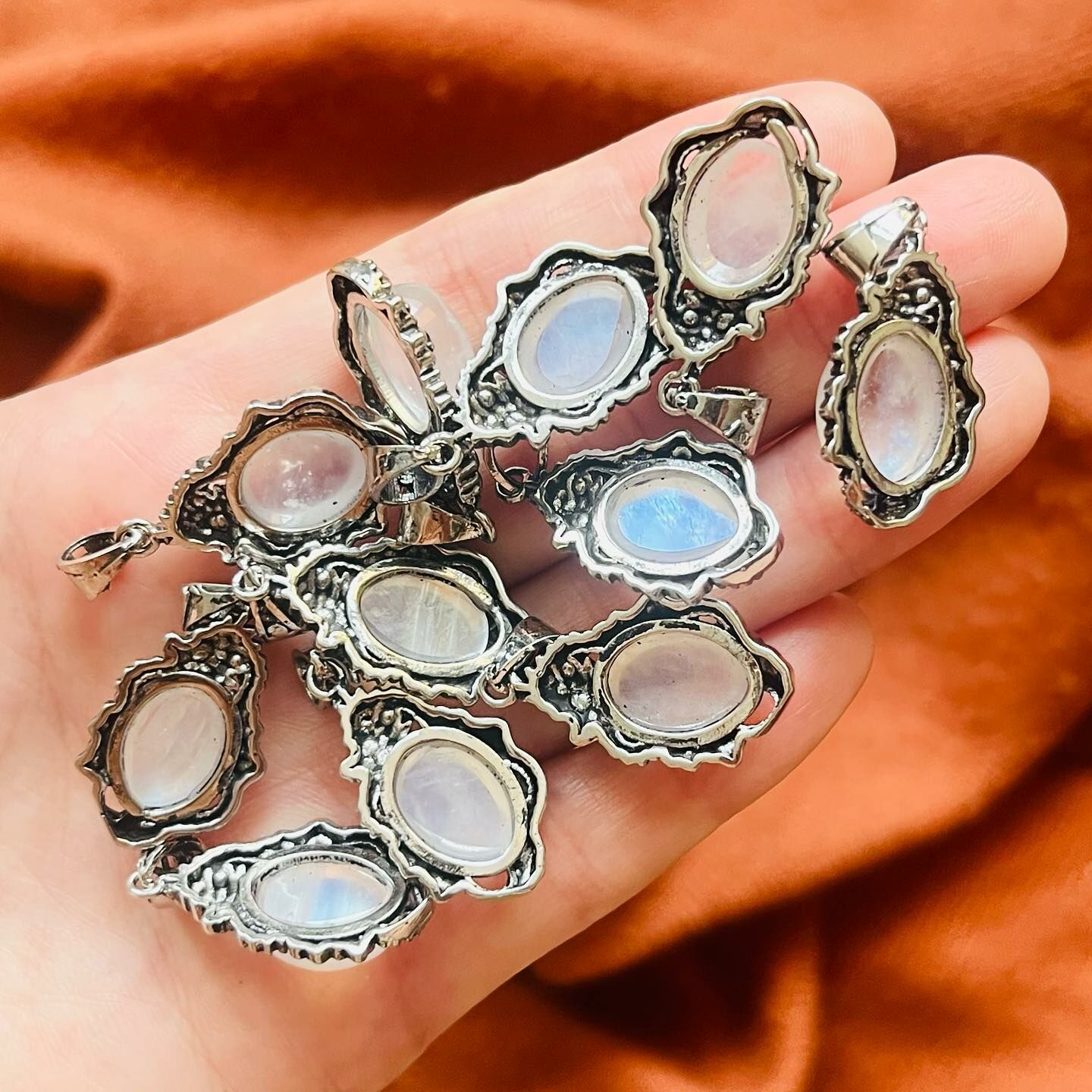 [原石] 藍光月光石 項鍊吊墜