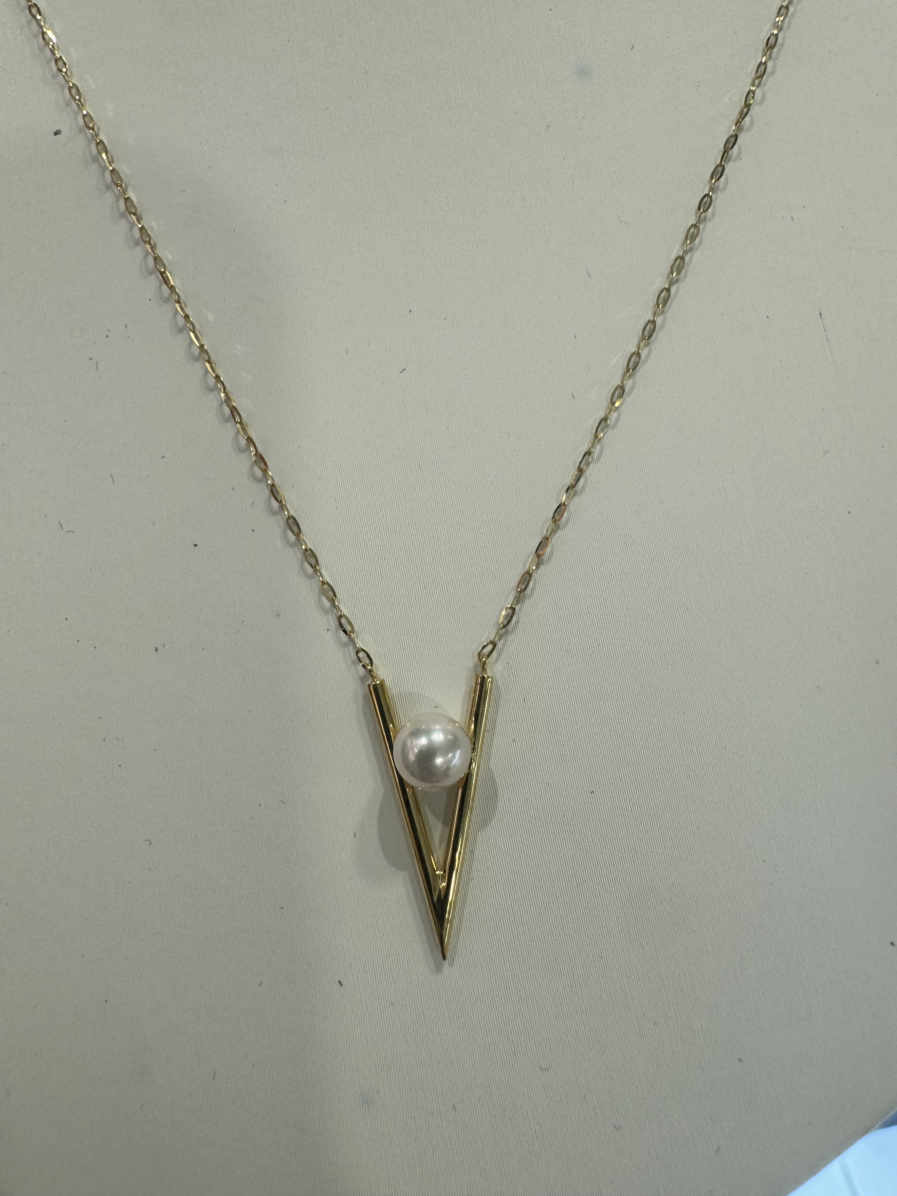 日本珍珠5.5-6mm V型頸鏈