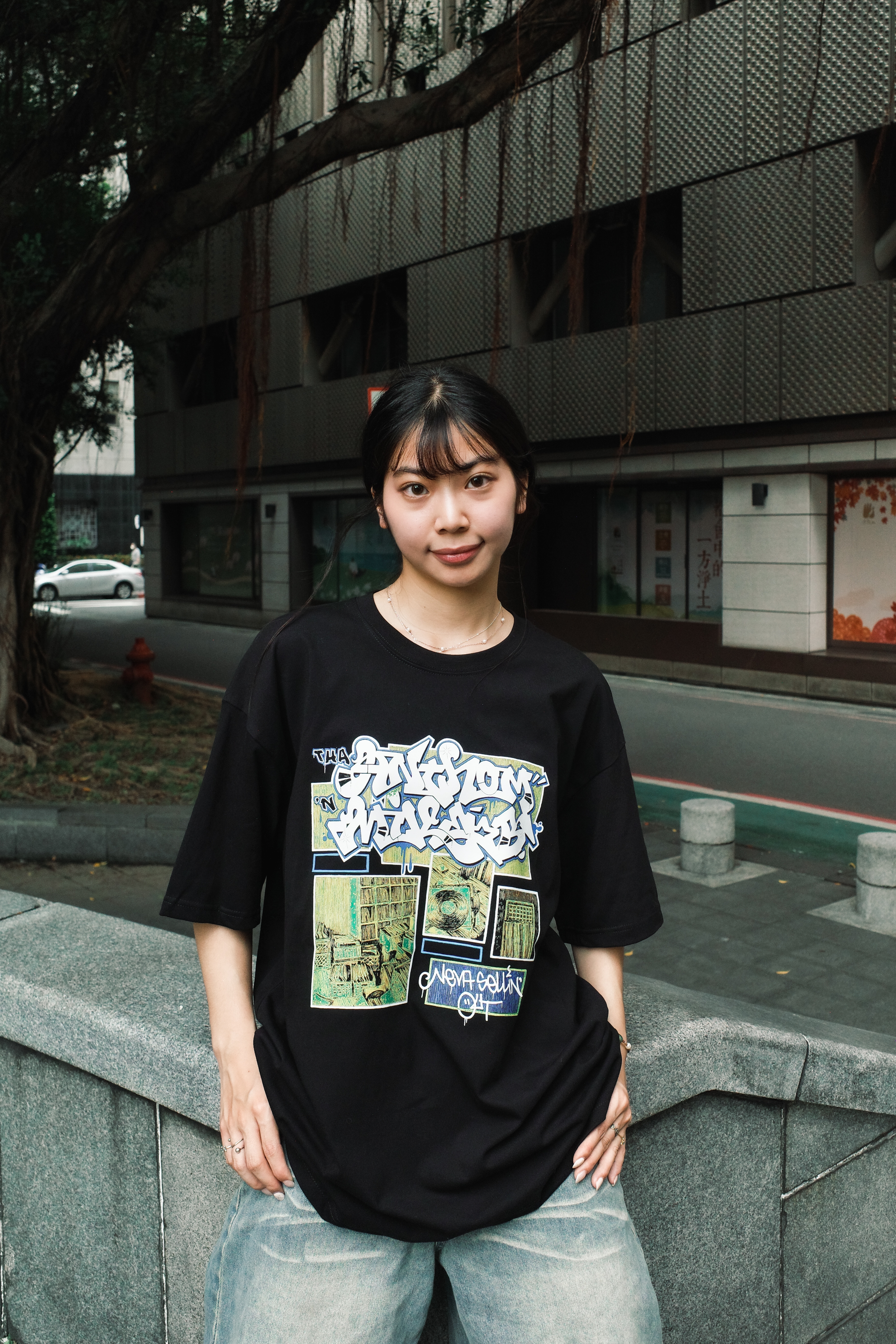 『Always_Good』塗鴉字體 印花 短TEE