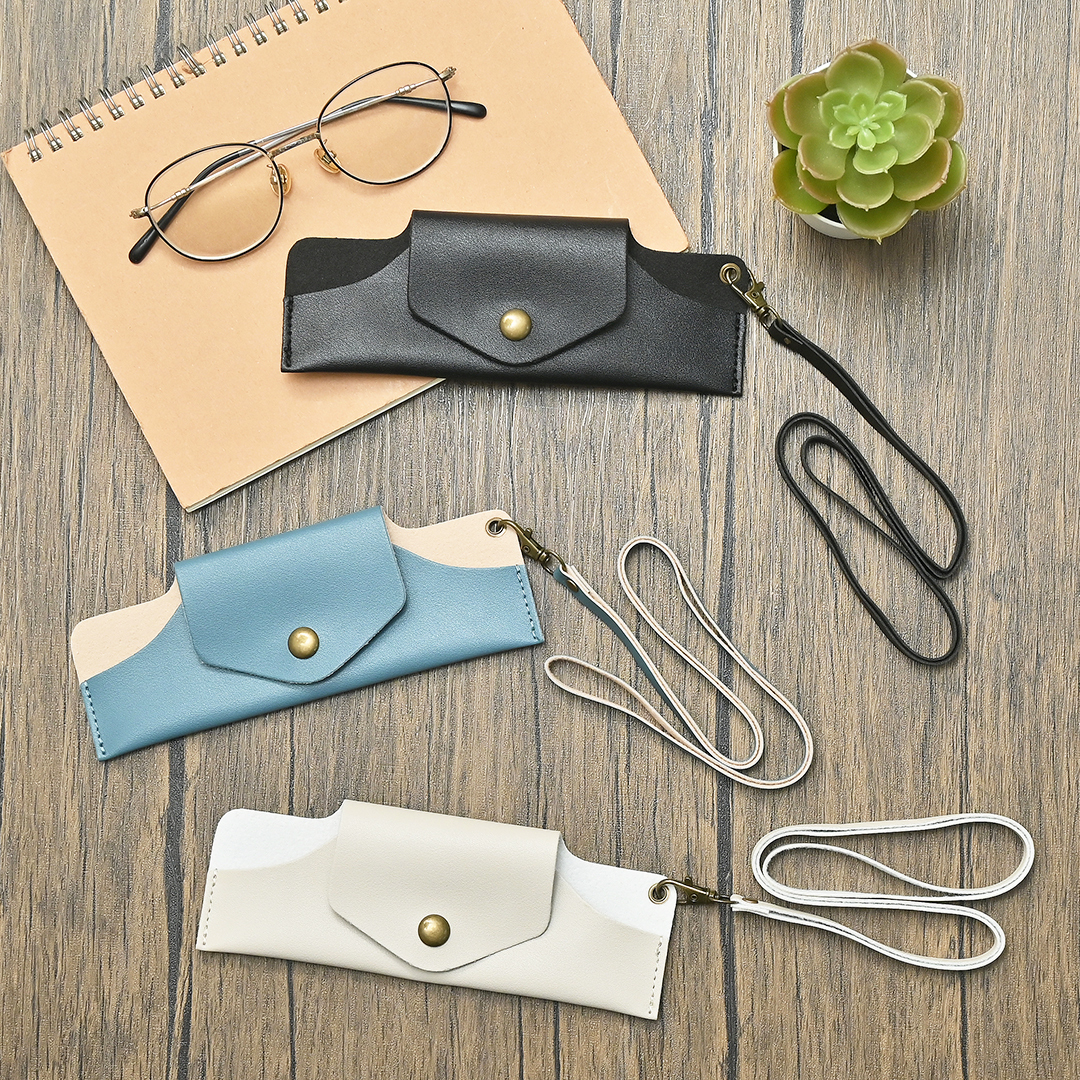 眼鏡套附掛繩/皮革風 17x6x1cm