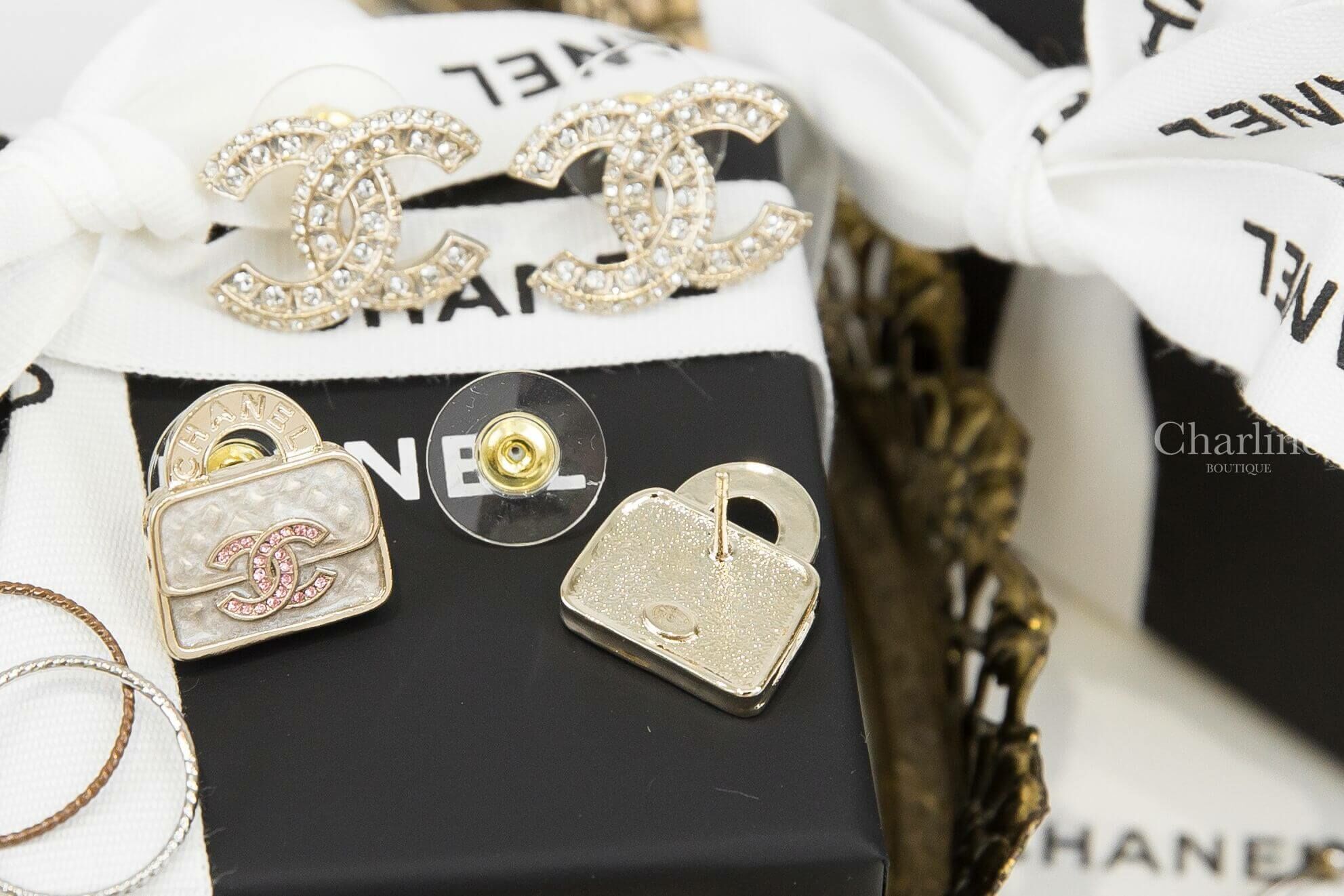 Chanel Earrings 粉色水鑽雙CC字母白色手提包包耳環-Charline Boutique 精品代購