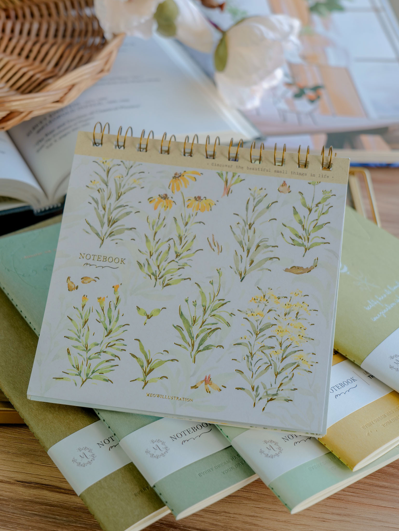 Meow Illustration．花的顏色線圈筆記本 芥子