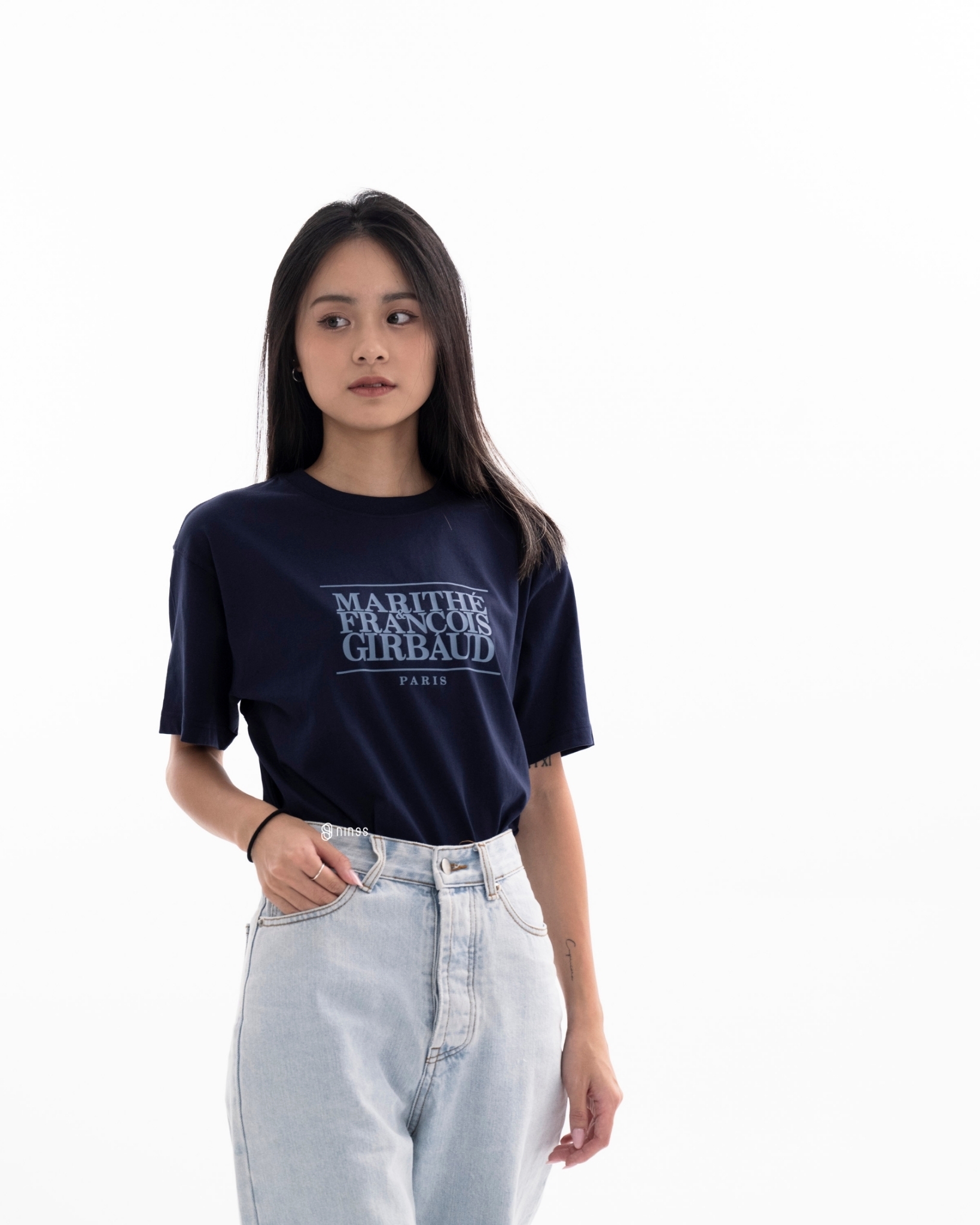 【零碼】MARITHE MOUVEMENT CLASSIC LOGO 短袖上衣 1MG23STS527