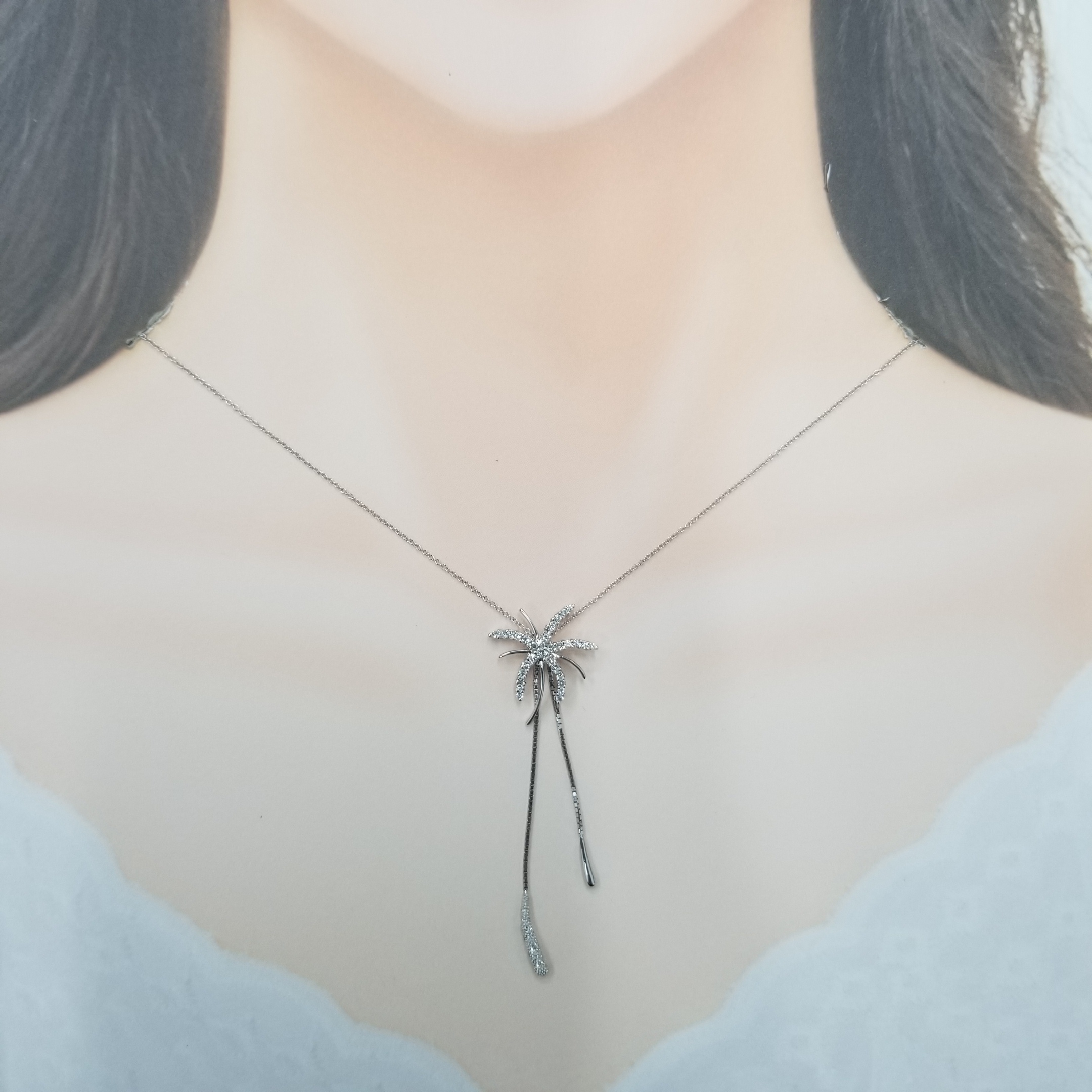 18K White Gold 0.43ct Diamond Pendant