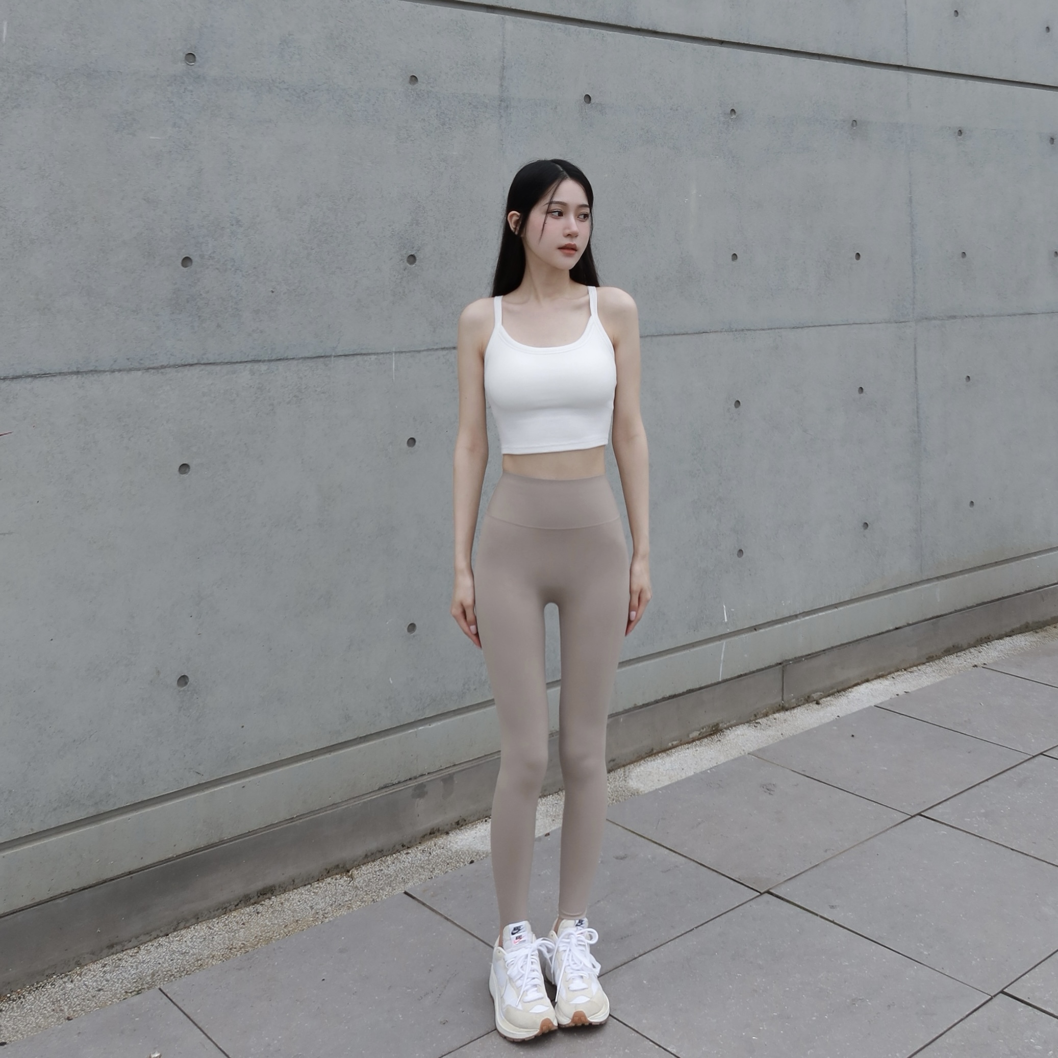 彈力提臀鯊魚褲/奶茶色