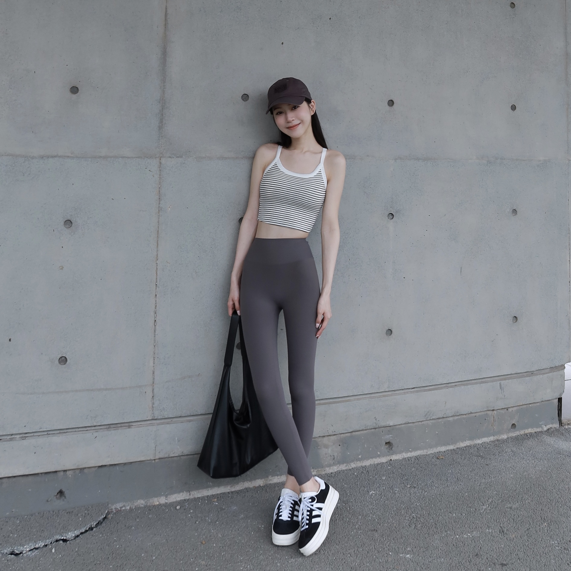 彈力提臀鯊魚褲/灰色