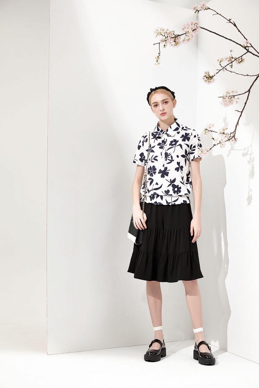 時尚復古印花優雅領片設計甜美修身上衣U6081