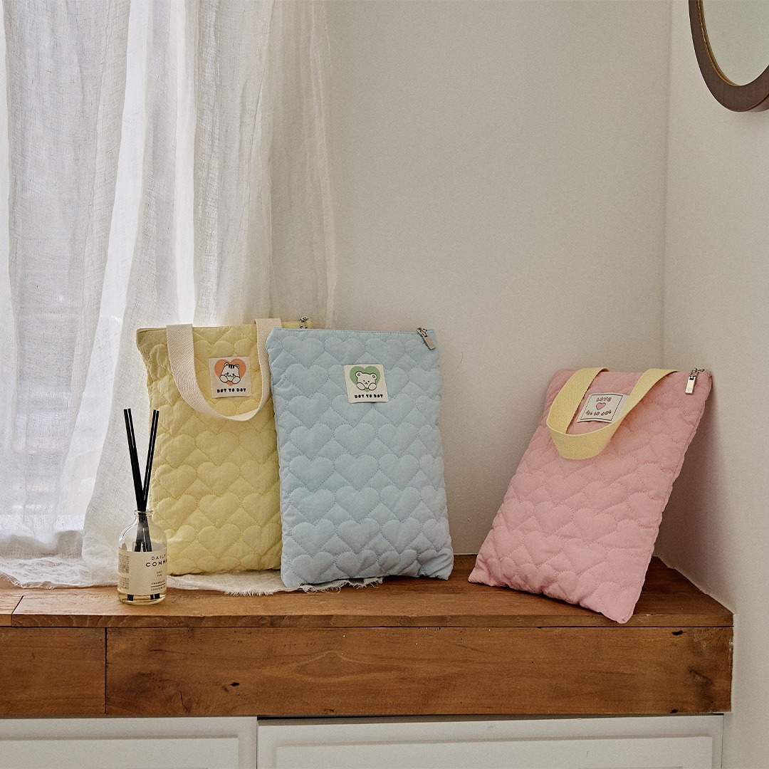 DOTvely愛心絎縫系列🍭-手拿袋  (竪向)