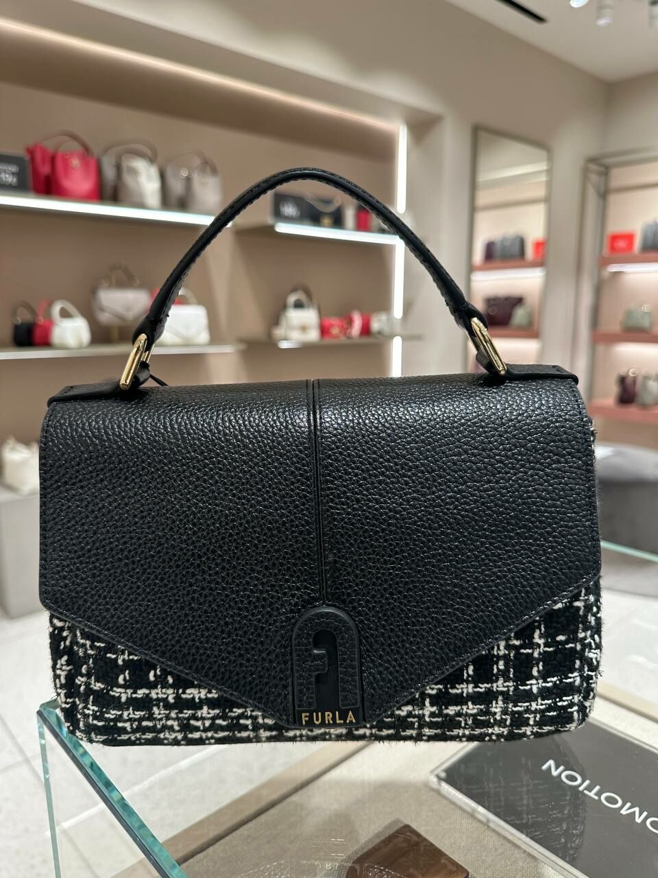 E] FURLA WB00487-BX1163-TON00 DAFNE S TOP HANDLE,TONI NERO