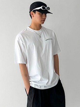 三條骨帶寬鬆短袖T恤