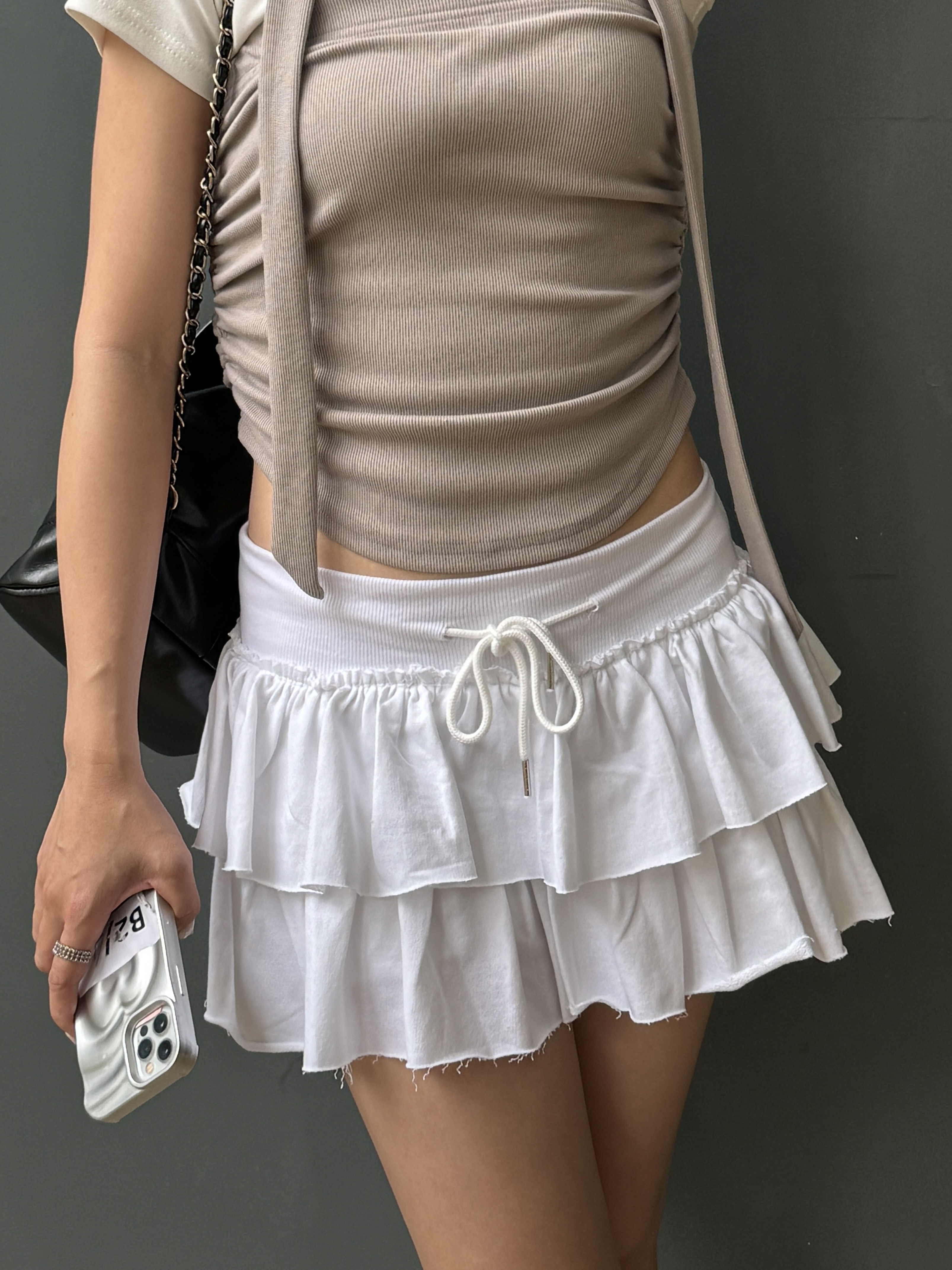 (訂購) 可愛感橡筋腰蛋糕裙褲 SK4201 (黑/淺灰/深灰)