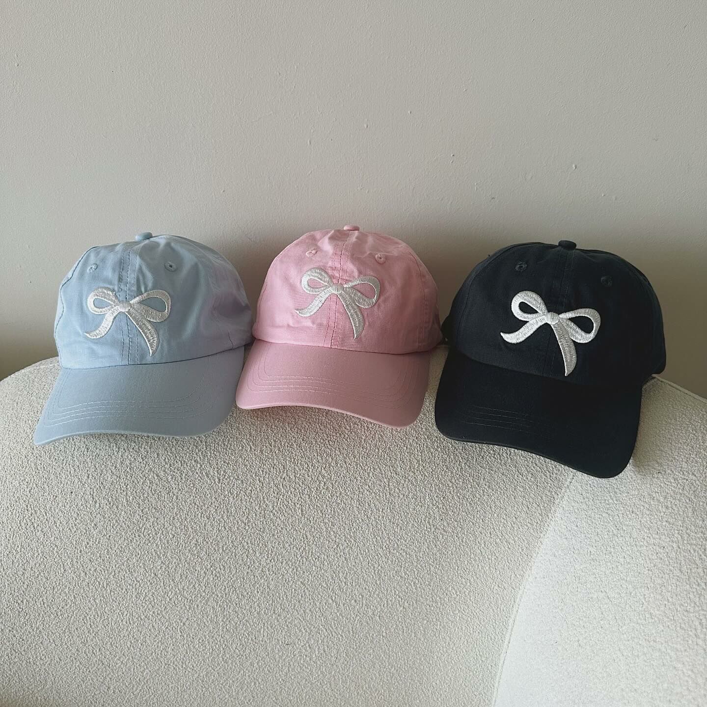 三色蝴蝶結鴨舌帽