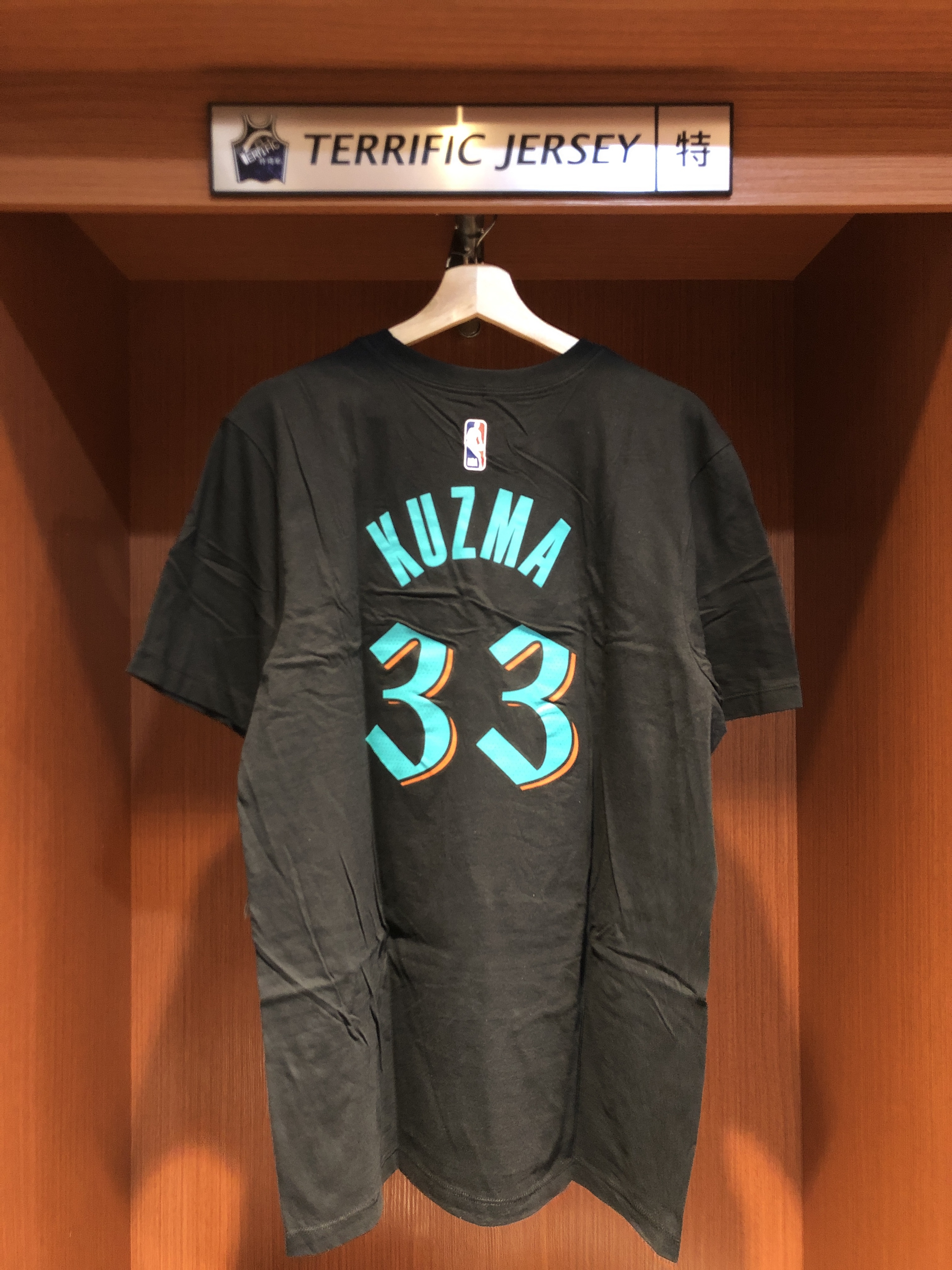 NBA短袖 Kyle Kuzma 華盛頓巫師城市 City Nike Player Name Tee 棉質 短袖 全新