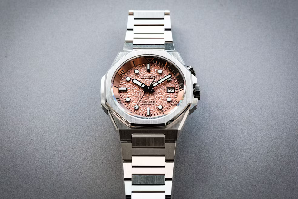 萬年鐘錶 - Citizen 星辰錶  Series 8   890系列  限量雲狀櫻花滿開光輝抗磁機械男錶  NB6066-51W  錶徑42.6MM