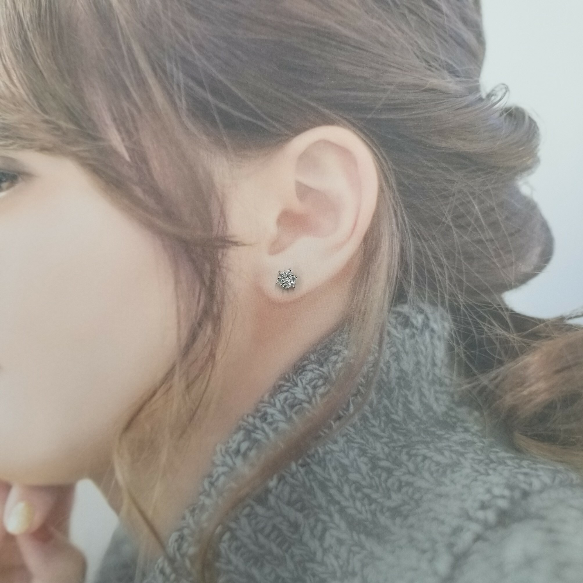 全新18K白金16份鑽石單耳環