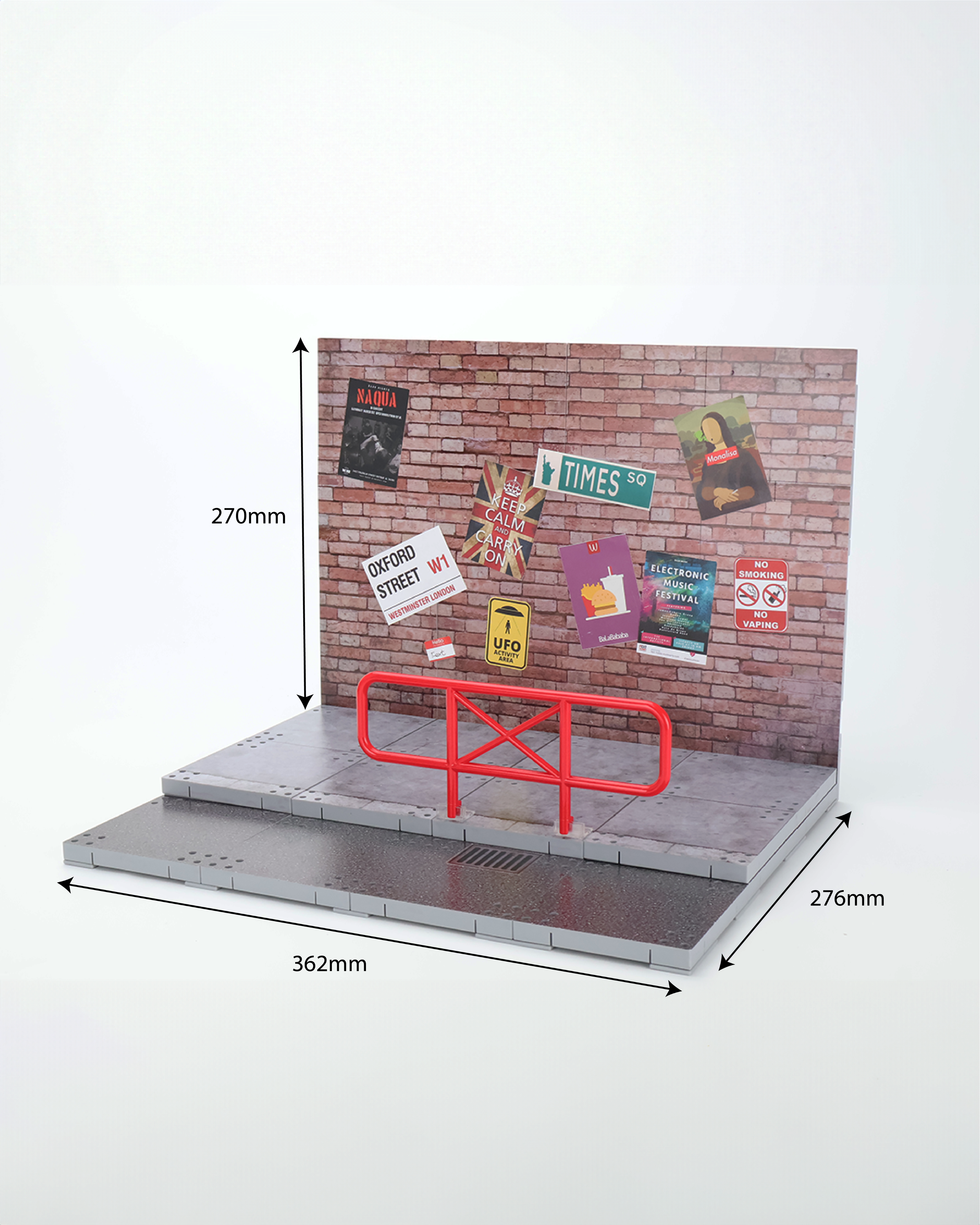 FEXT SYSTEM X LMM X GRAPE FIGURE WORKSHOP - RED BRICK WALL