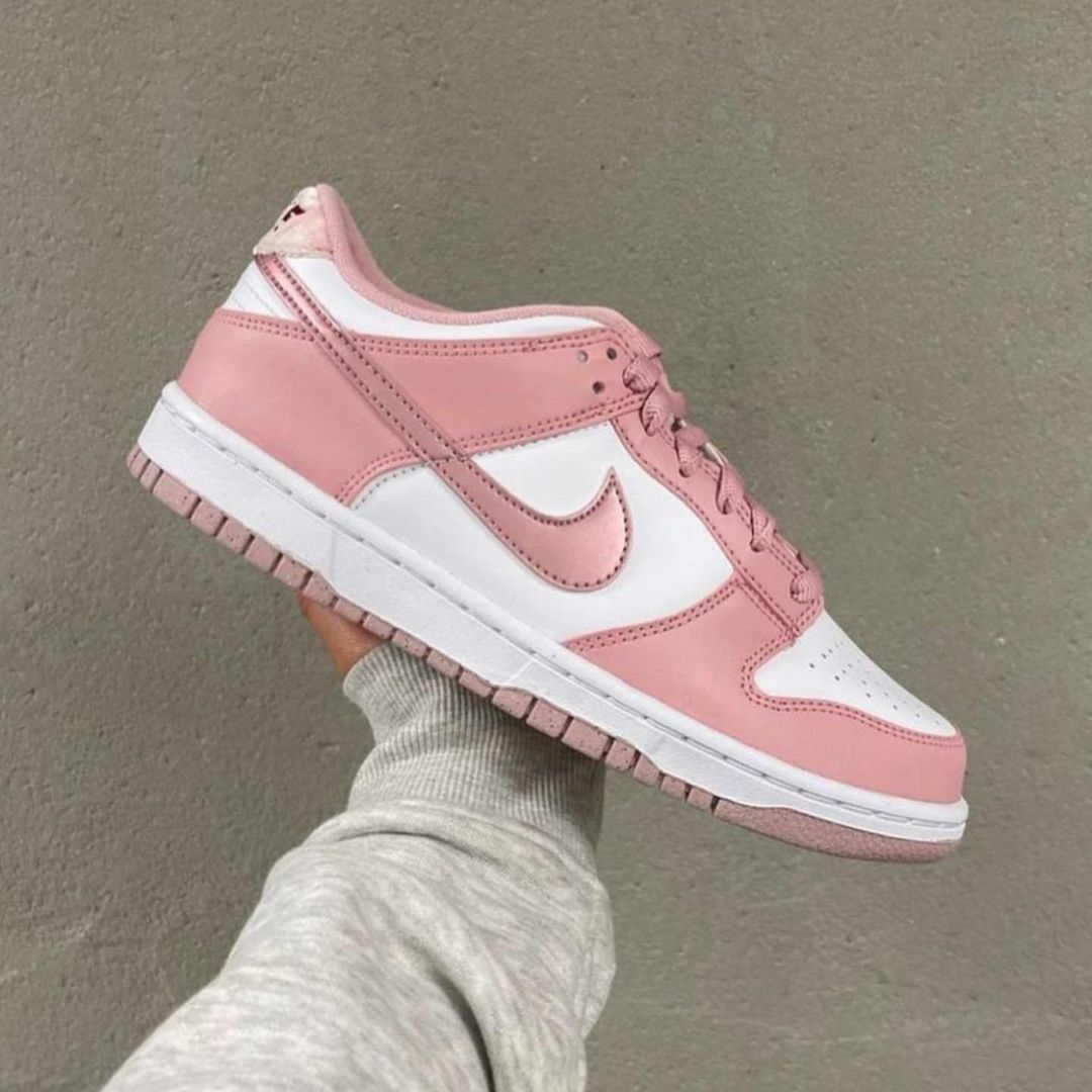 NIKE DUNK LOW 香檳粉 絨毛 緞面光 粉色 大童款 DO6485-600 / 預購