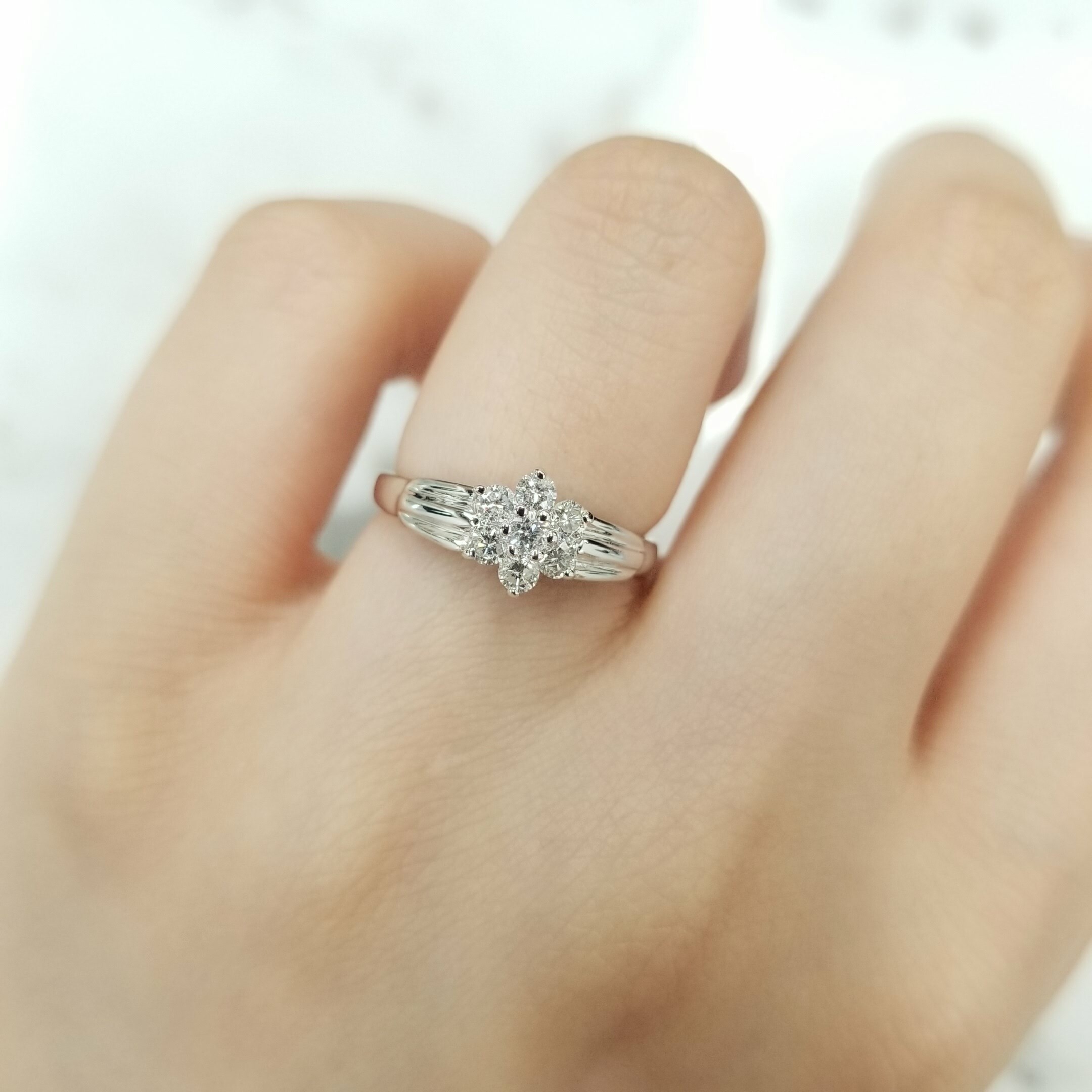 全新18K白金25份鑽石戒指