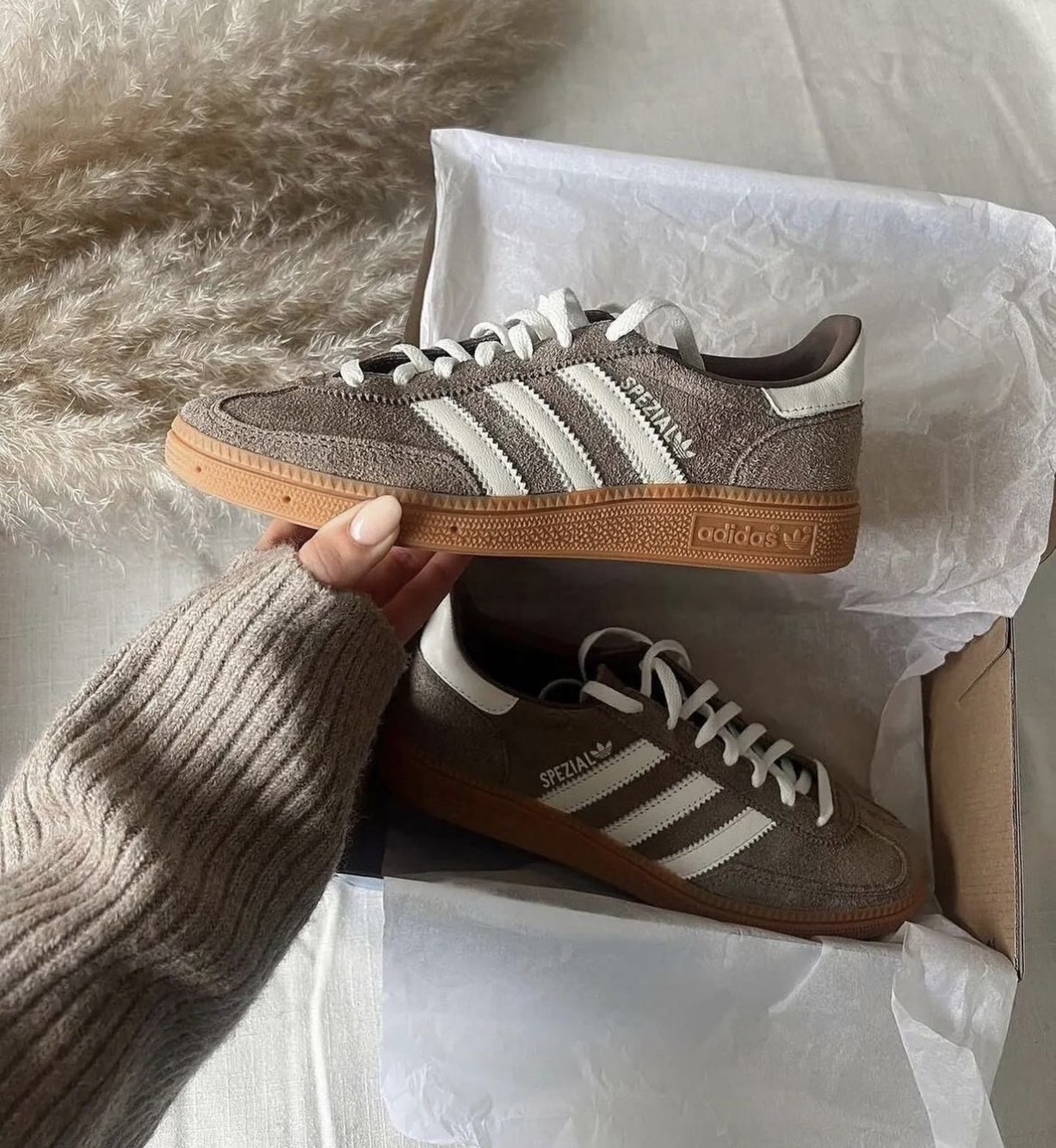 【Luxury】Adidas 愛迪達 德訓鞋 Handball Spezial W 女鞋 可可棕 麂皮 復古 摩卡配色 IF6490