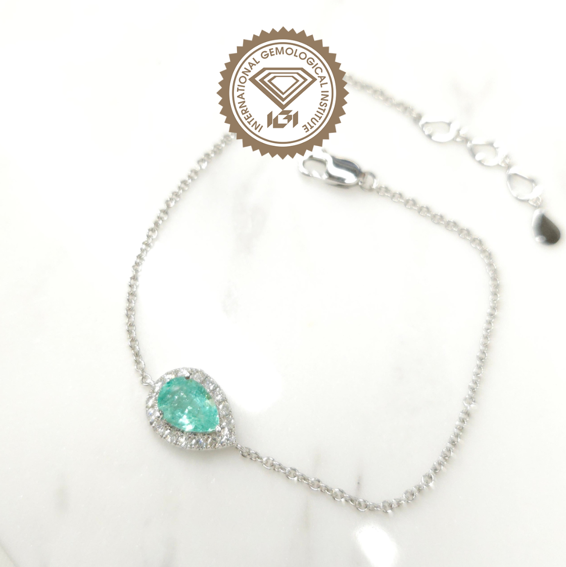 18K White Gold 0.90ct Paraiba and Diamond Bracelet