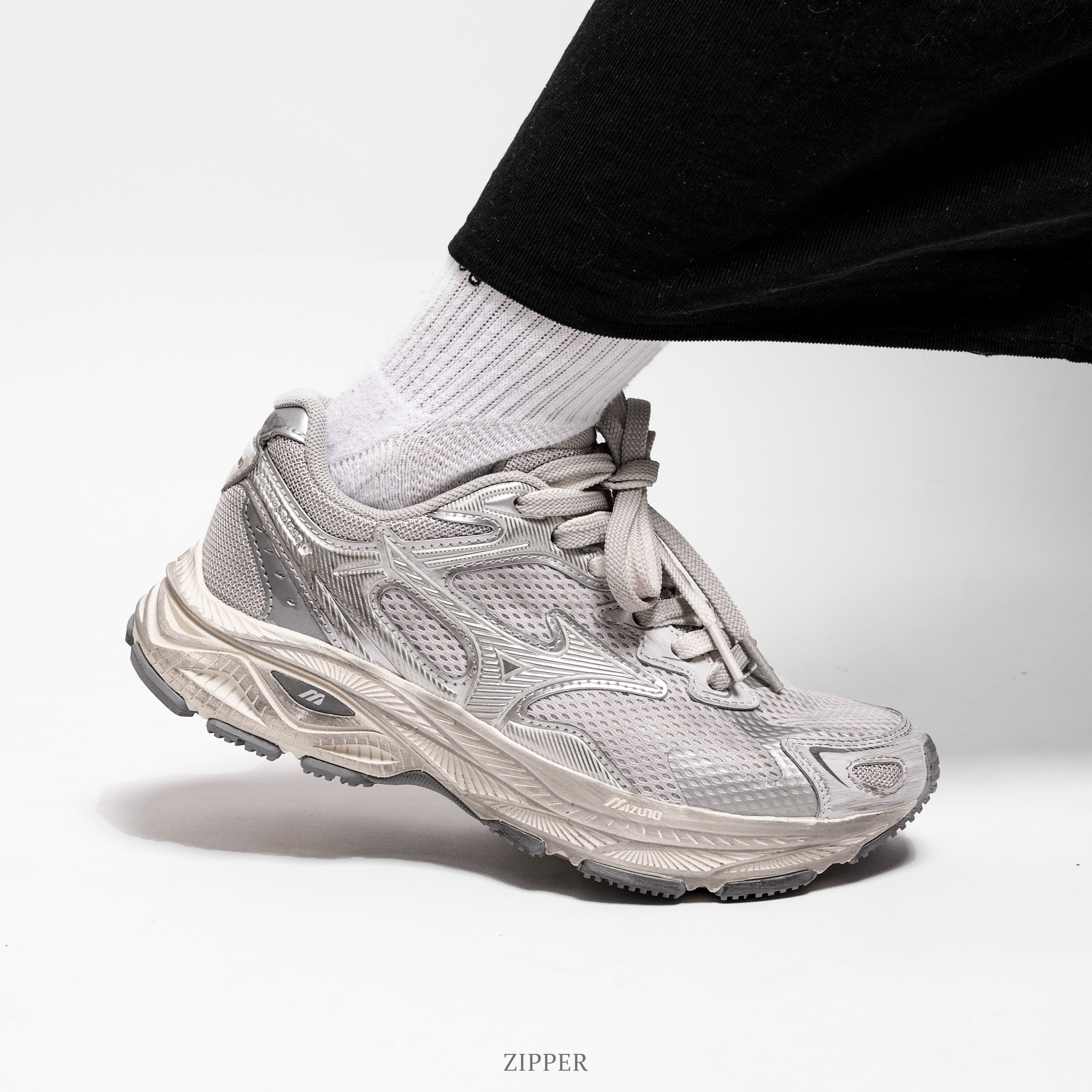 MIZUNO Racer S