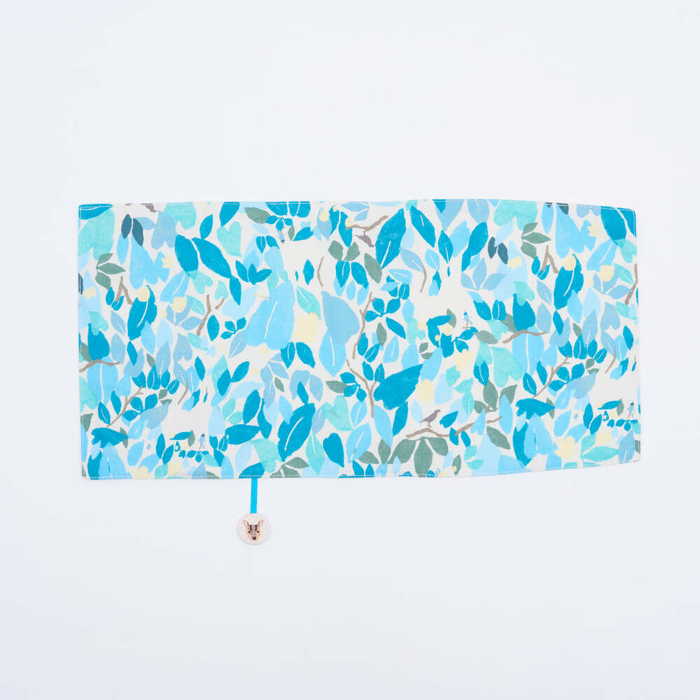 25K Book Cover (bookmark including)/Finding Formosan Muntjac/Lake Blue