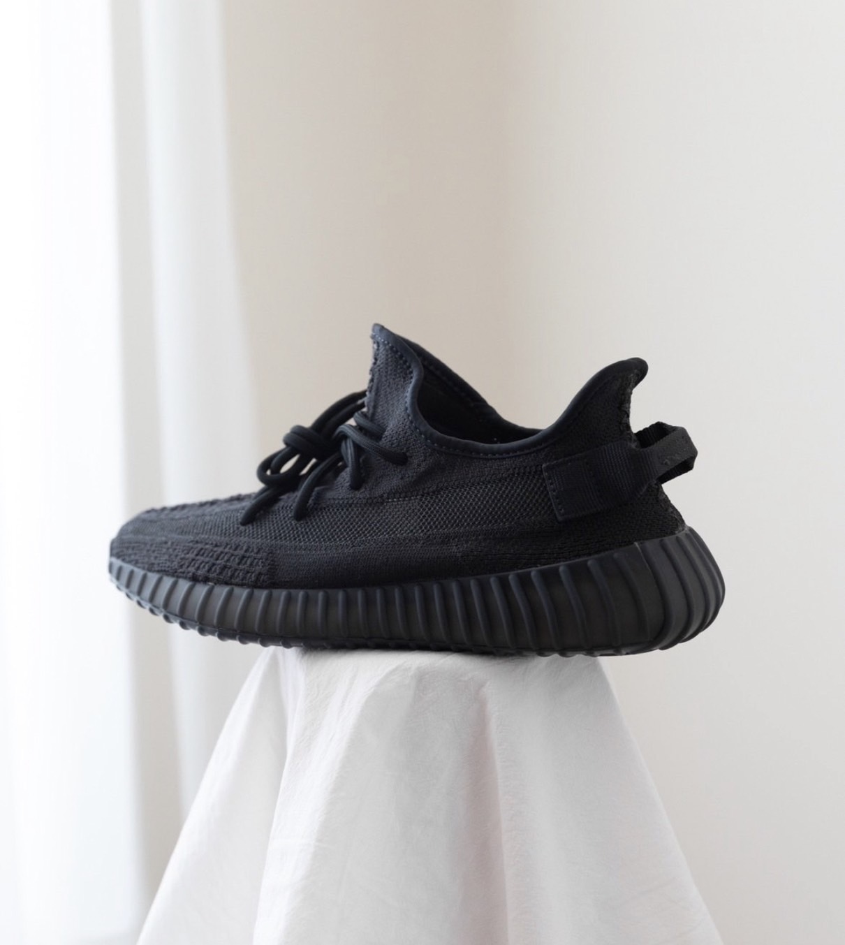 Adidas Yeezy Boost 350 V2