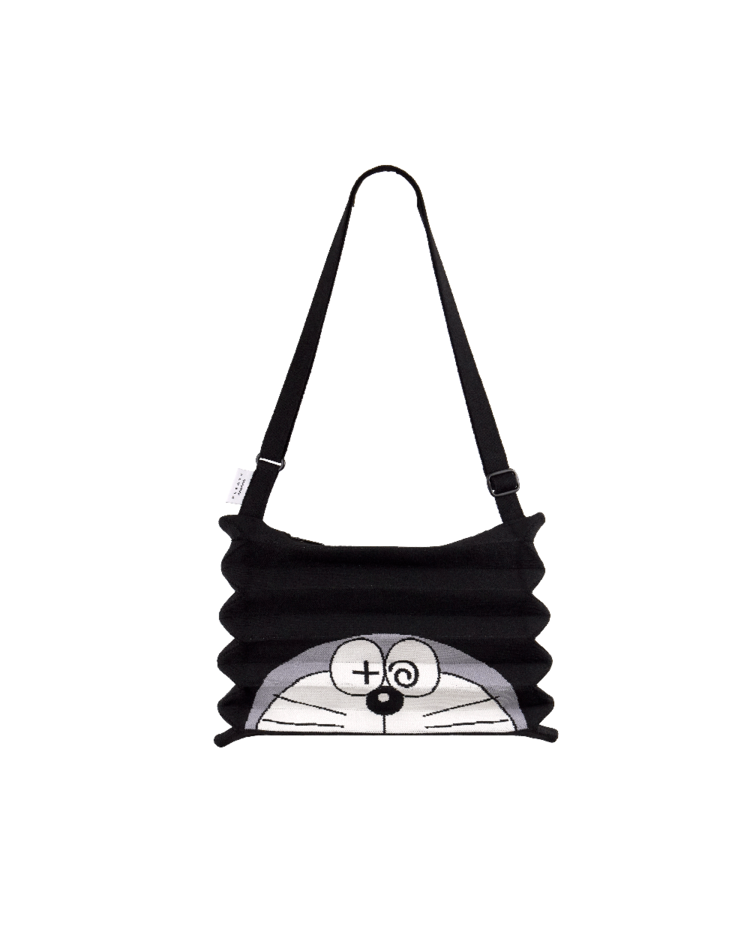 PLEATSMAMA Doraemon Edition Sacoche Bag - BLACK