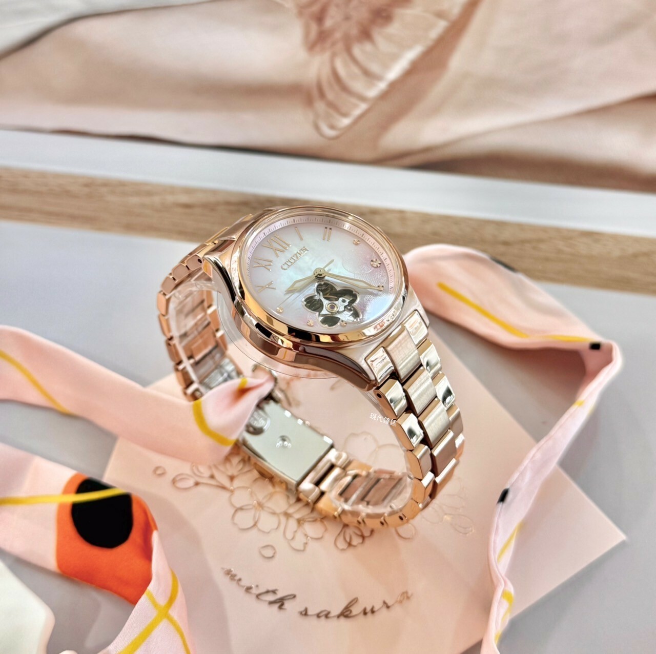 【CITIZEN 星辰】櫻花機械系列套裝組PC1017-70Y 34mm 現代鐘錶