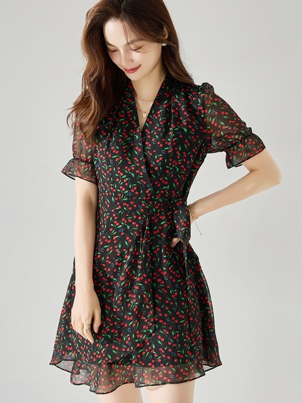 V領櫻桃雪紡洋裝 黑色