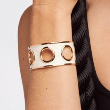 1BU0407-184 [BANGLEUP] Eyelet Cuff Bracelet Sand White #BUP19-EYE-MAI03 (EU)
