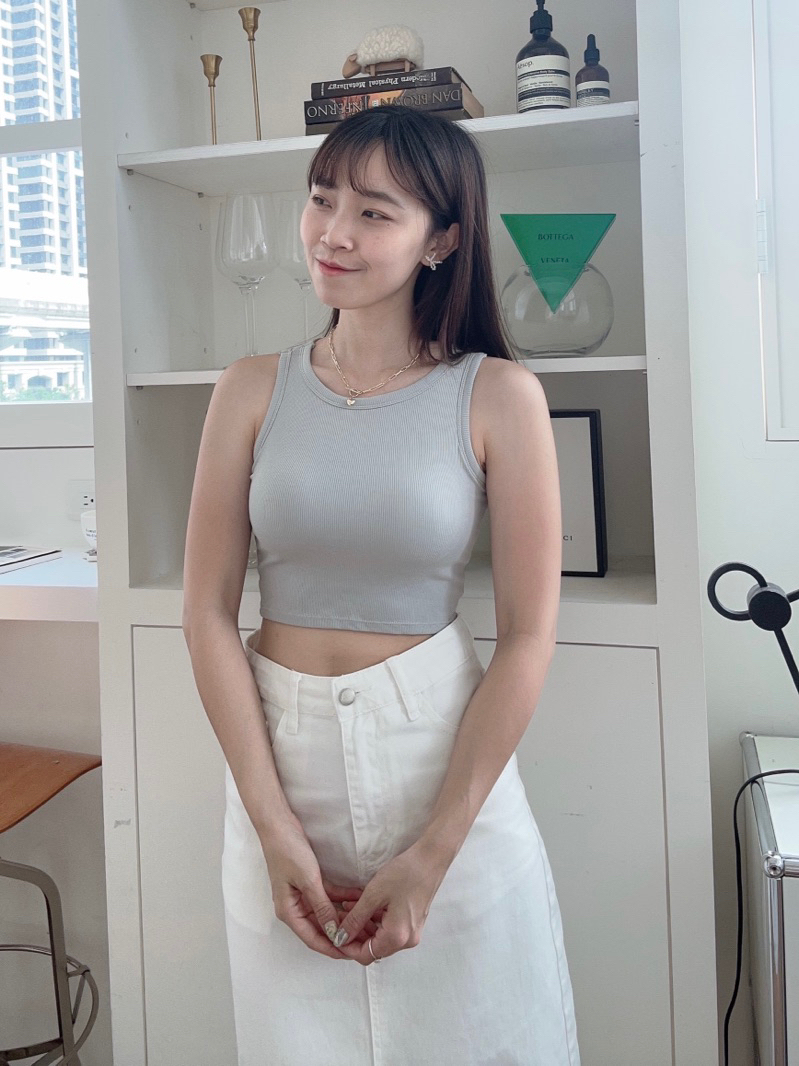 給你好比例削肩罩杯背心 固定罩杯