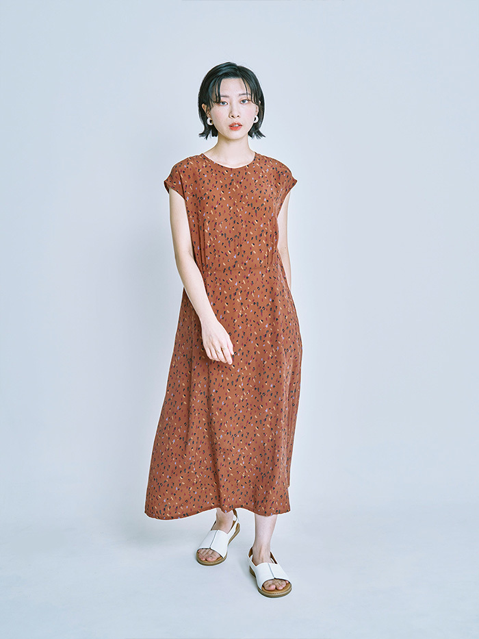 酸梅湯圓領包袖洋裝-桂花