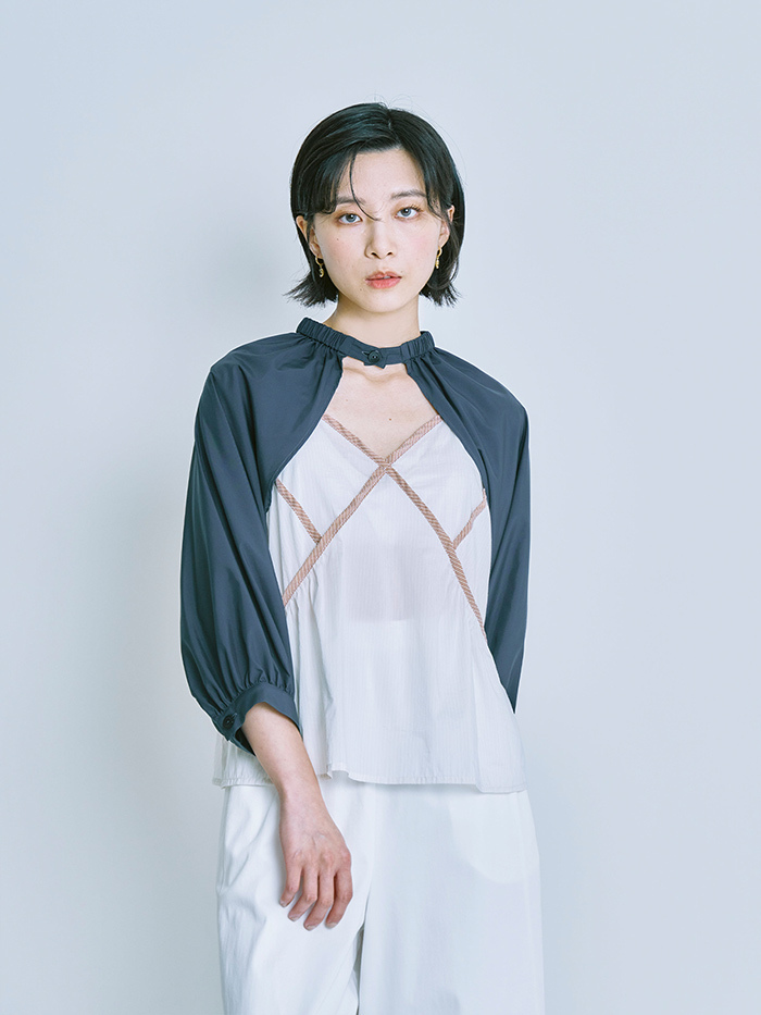 一口甜拼接繫帶背心-小麥