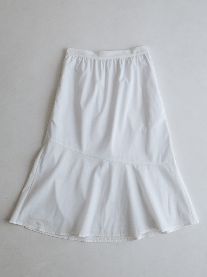 立夏花弧剪接裙-半夏