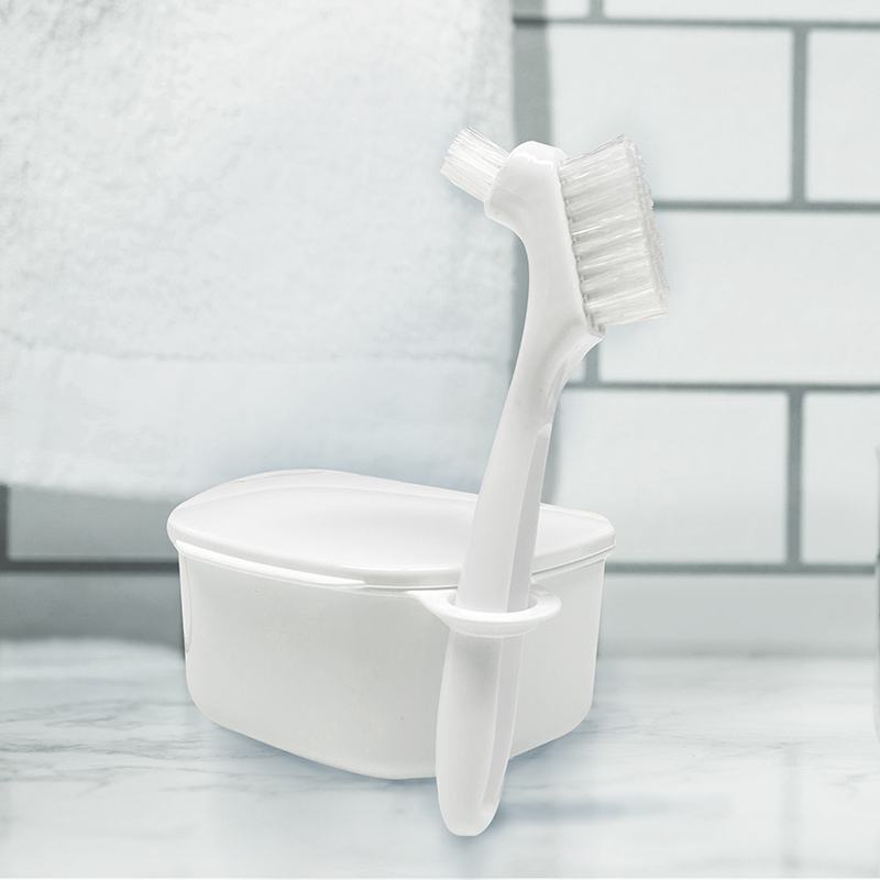 假牙收納盒附清潔刷