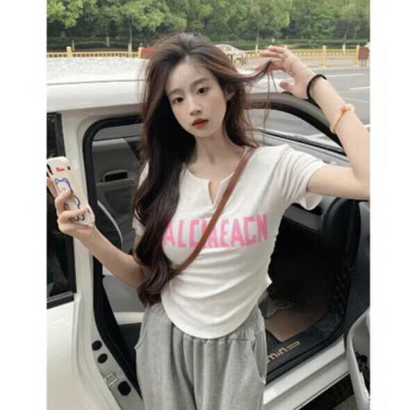 Summer curved hem irregular short sleeve T (white) [Size: S-L] [Contact customer service to confirm the shipping size after placing an order]