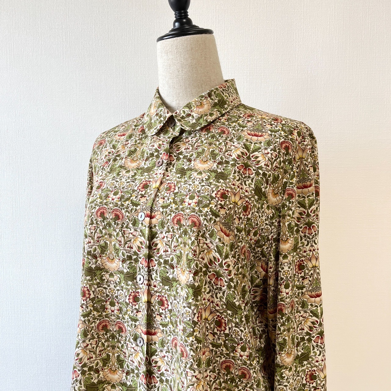 日本製Hana-no Blouse碎花古著上衣