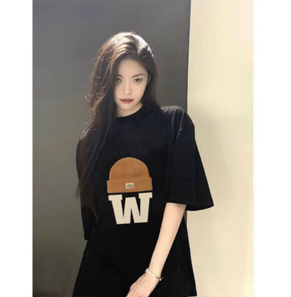 Summer loose short-sleeved T-卹 (black) [Size: S-2XL] [Contact customer service to confirm the shipping size after placing an order]