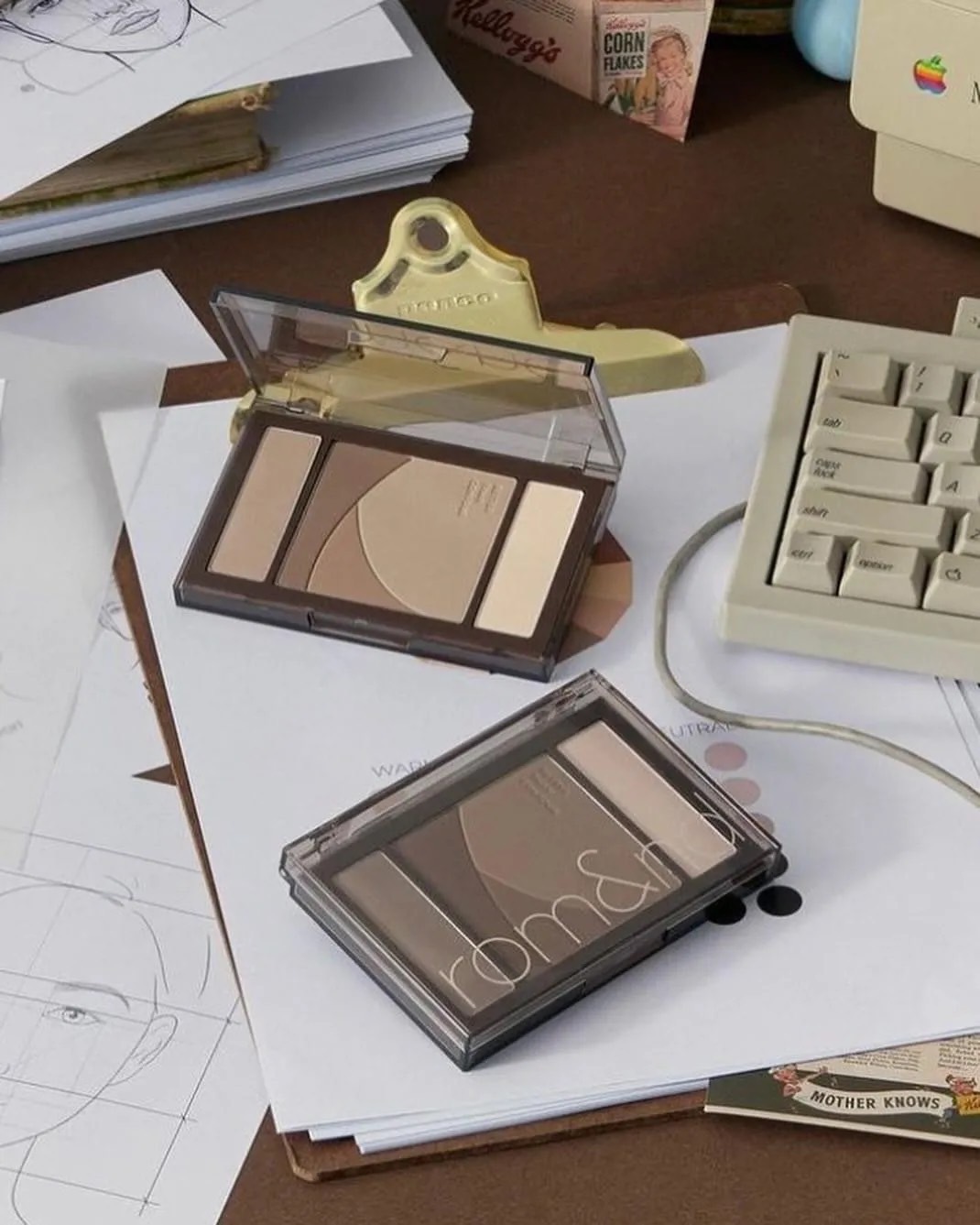 📦預購 Romand-專業修容盤/ 專業修容套組（修容盤+迷你修容刷+手指粉撲）