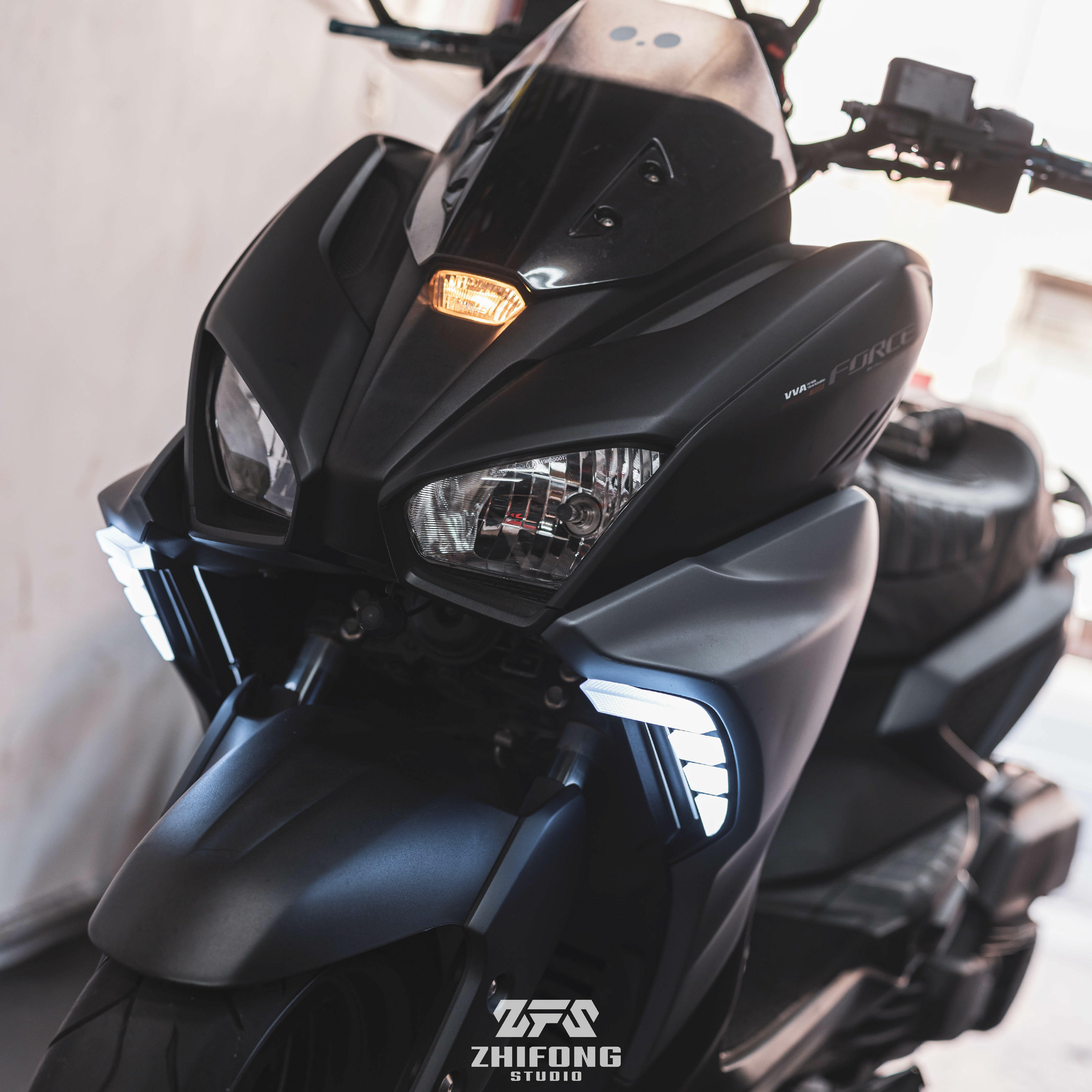 【 金鑫燈藝 】神隼方向燈