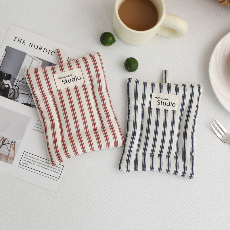 《4103》北歐風studio防燙隔熱墊